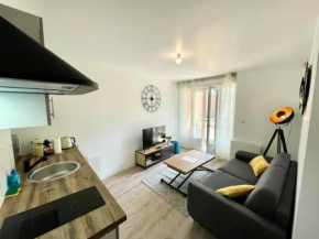 SOBNB Adrien Ligué D -Appartement neuf centre ville d'Annemasse